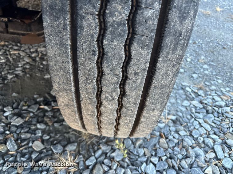 image for item DT2761 2015 Kenworth T370 digger derrick truck