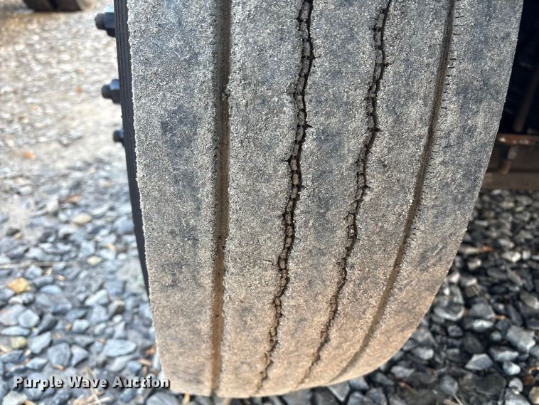 image for item DT2761 2015 Kenworth T370 digger derrick truck