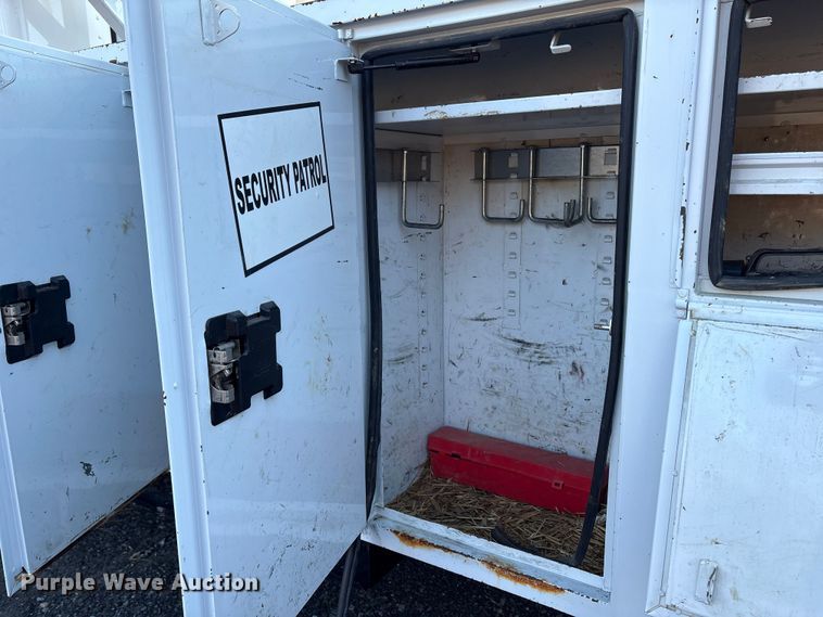 image for item DT2761 2015 Kenworth T370 digger derrick truck