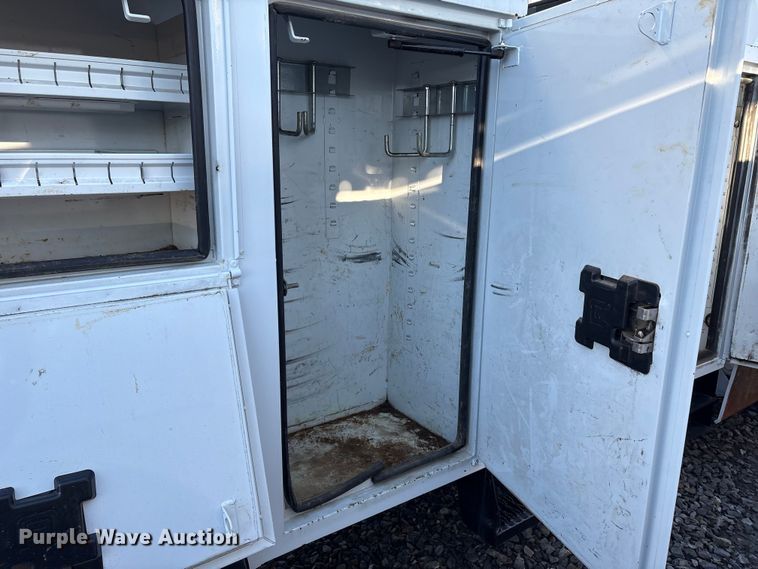 image for item DT2761 2015 Kenworth T370 digger derrick truck