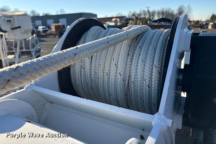 image for item DT2761 2015 Kenworth T370 digger derrick truck