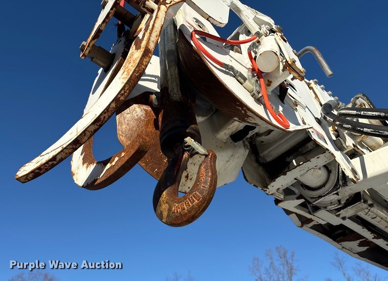 image for item DT2761 2015 Kenworth T370 digger derrick truck