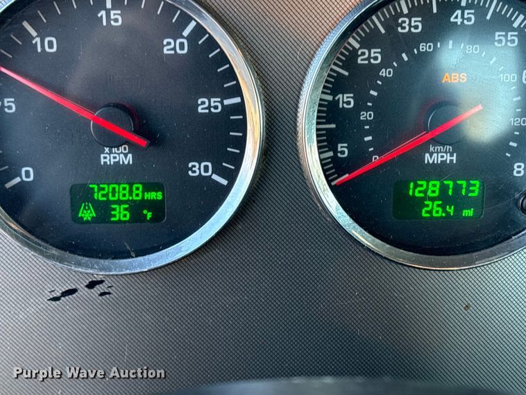 image for item DT2761 2015 Kenworth T370 digger derrick truck