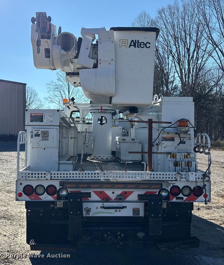 image for item DT2763 2017 Freightliner Business Class M2 bucket truck