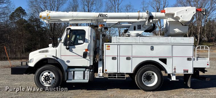 image for item DT2763 2017 Freightliner Business Class M2 bucket truck