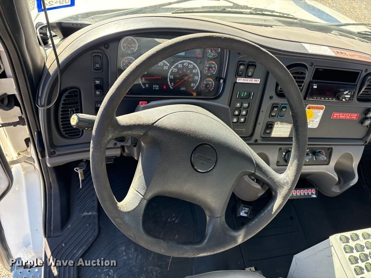 image for item DT2763 2017 Freightliner Business Class M2 bucket truck