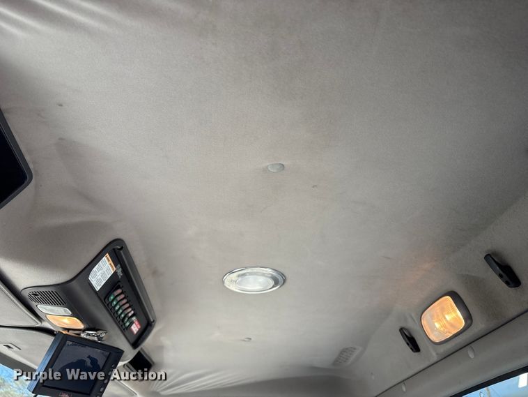 image for item DT2763 2017 Freightliner Business Class M2 bucket truck