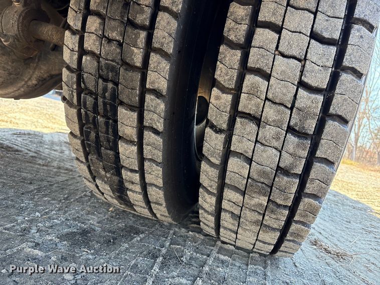 image for item DT2763 2017 Freightliner Business Class M2 bucket truck