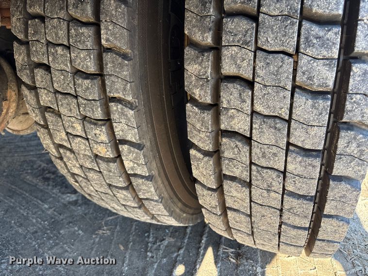 image for item DT2763 2017 Freightliner Business Class M2 bucket truck