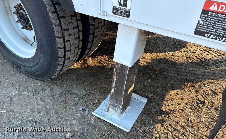 image for item DT2763 2017 Freightliner Business Class M2 bucket truck