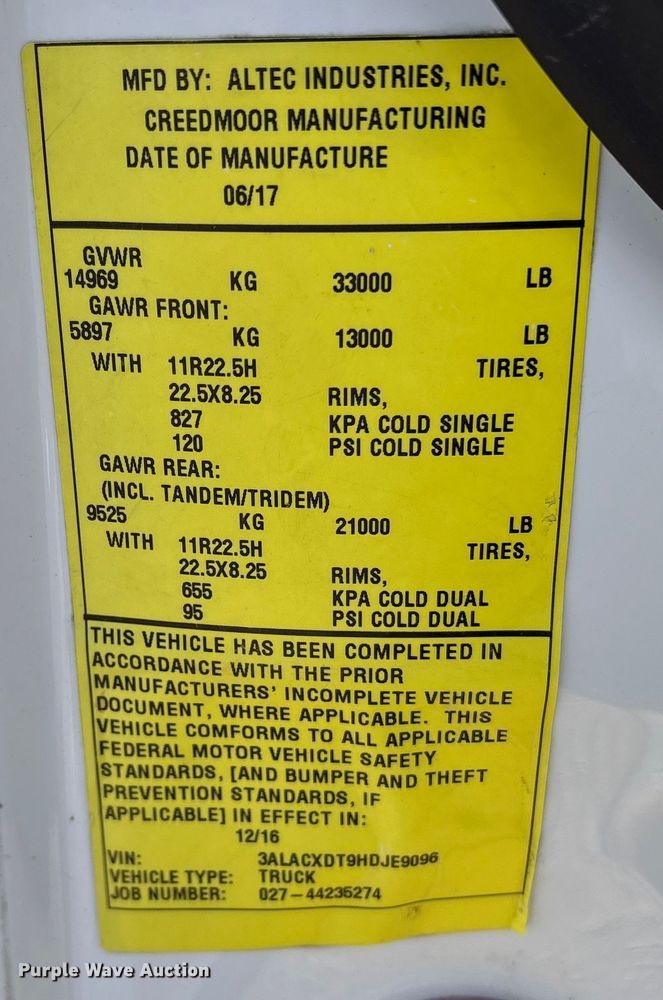 image for item DT2763 2017 Freightliner Business Class M2 bucket truck