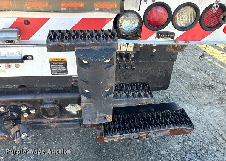 image for item DT2763 2017 Freightliner Business Class M2 bucket truck