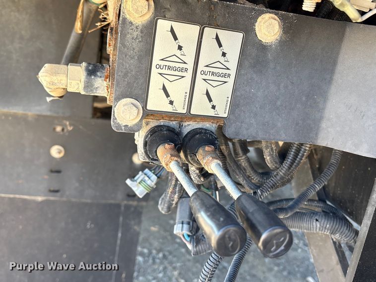 image for item DT2763 2017 Freightliner Business Class M2 bucket truck