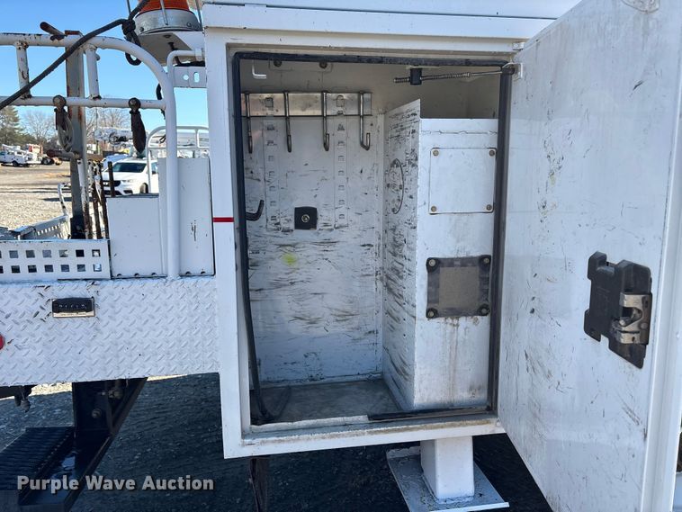 image for item DT2763 2017 Freightliner Business Class M2 bucket truck