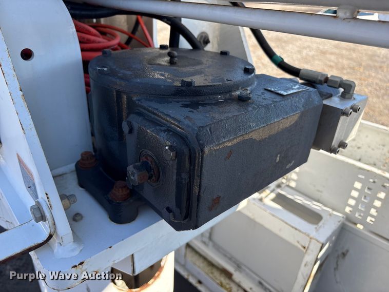 image for item DT2763 2017 Freightliner Business Class M2 bucket truck