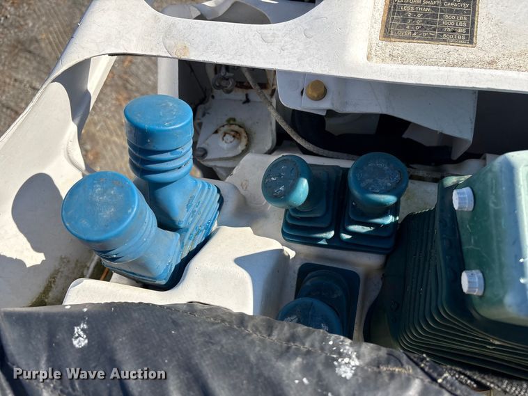 image for item DT2763 2017 Freightliner Business Class M2 bucket truck