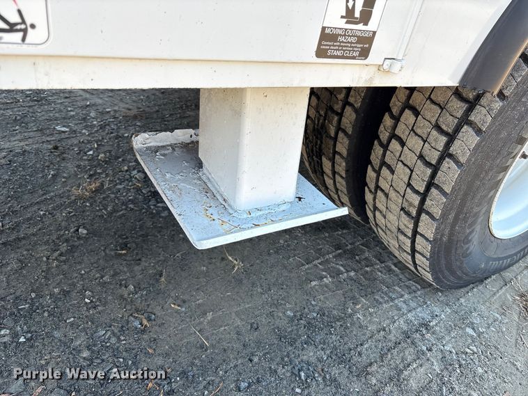 image for item DT2763 2017 Freightliner Business Class M2 bucket truck