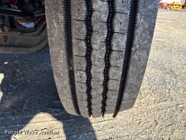 image for item DT2765 2017 International 4300 bucket truck