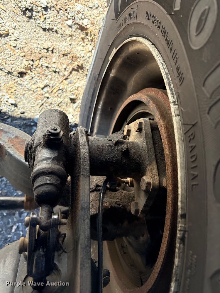 image for item DT2765 2017 International 4300 bucket truck