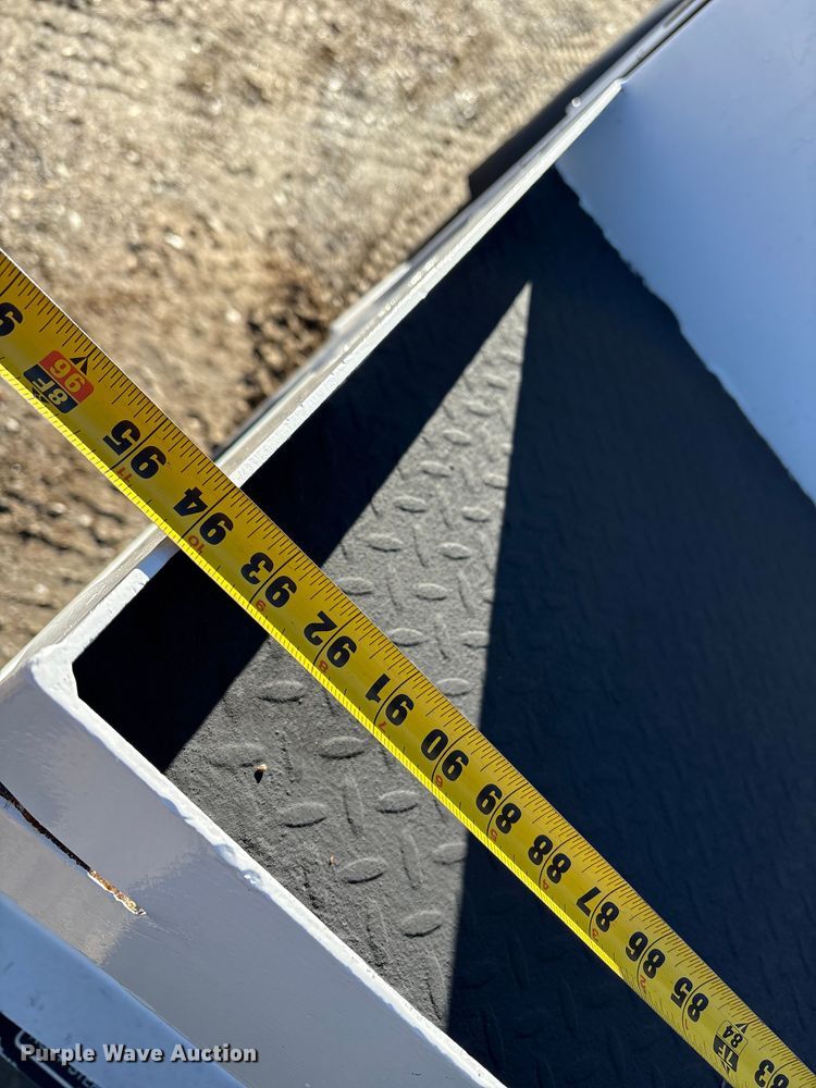 image for item DT2765 2017 International 4300 bucket truck