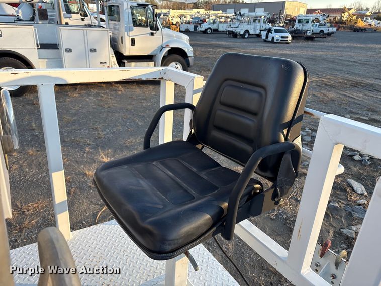 image for item DT2767 2012 Hogg and Davis 0DP40-4HRC reel trailer