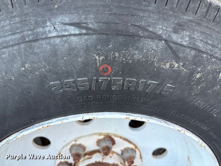 image for item DT2767 2012 Hogg and Davis 0DP40-4HRC reel trailer