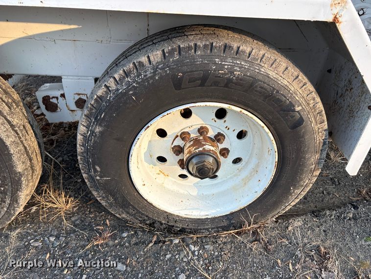 image for item DT2767 2012 Hogg and Davis 0DP40-4HRC reel trailer