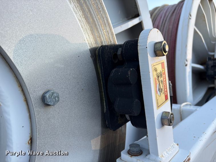 image for item DT2767 2012 Hogg and Davis 0DP40-4HRC reel trailer