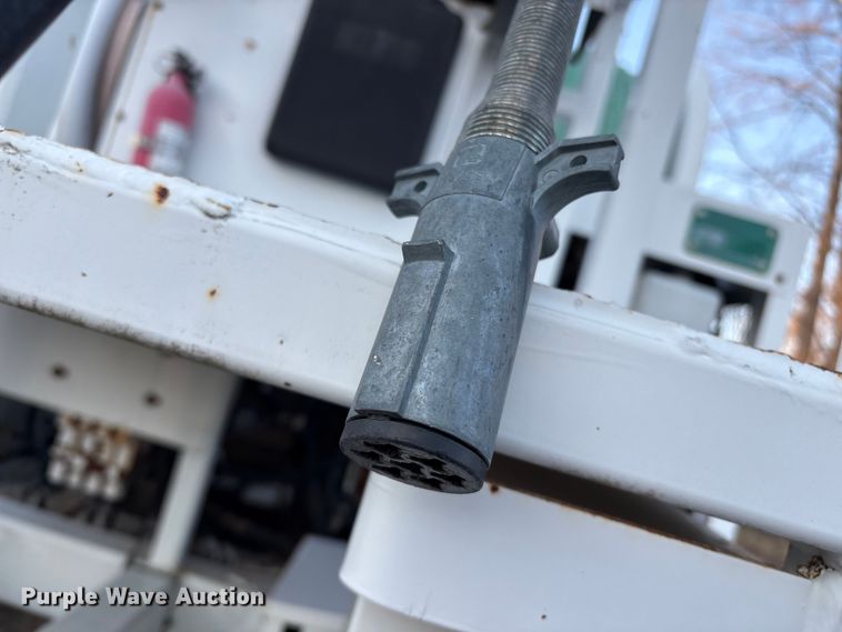 image for item DT2767 2012 Hogg and Davis 0DP40-4HRC reel trailer