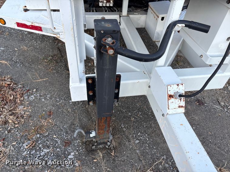 image for item DT2767 2012 Hogg and Davis 0DP40-4HRC reel trailer