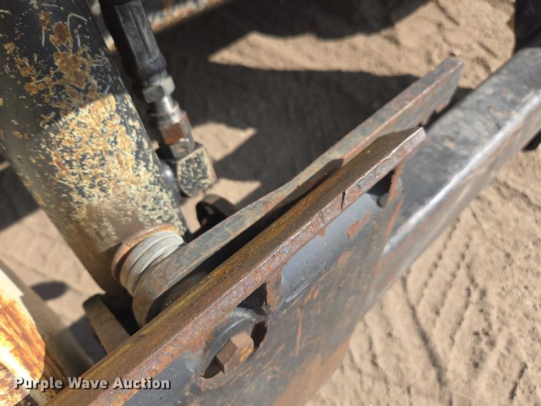 image for item DT4716 2011 Terex TSR50 skid steer loader