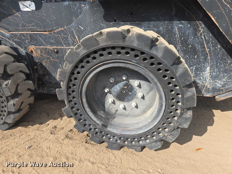 image for item DT4716 2011 Terex TSR50 skid steer loader