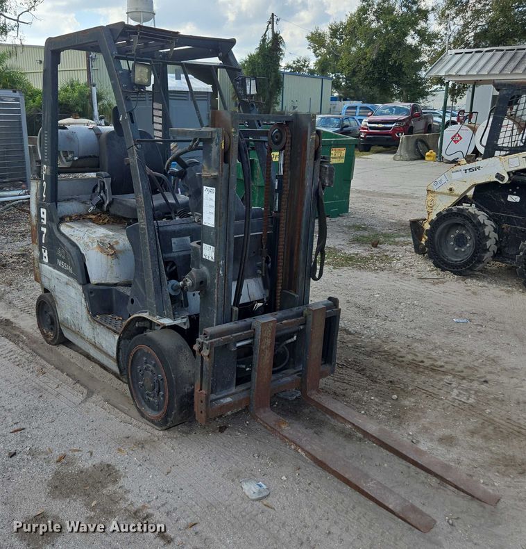 MONTACARGAS NISSAN 40