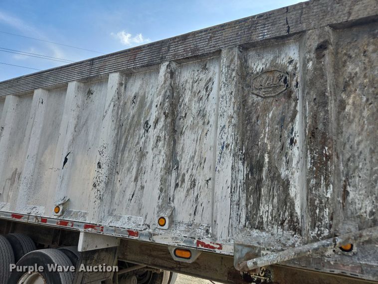 image for item DT4718 2006 Mac end dump trailer
