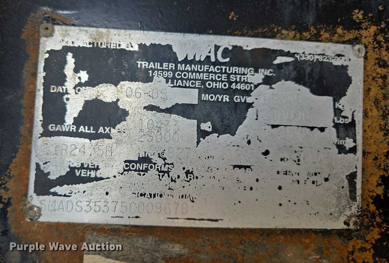 image for item DT4721 2006 Mac end dump trailer