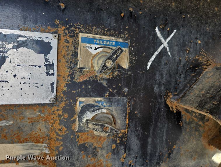 image for item DT4721 2006 Mac end dump trailer