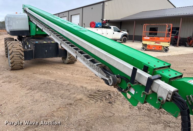 image for item DT4979 2017 Genie S-80x boom lift