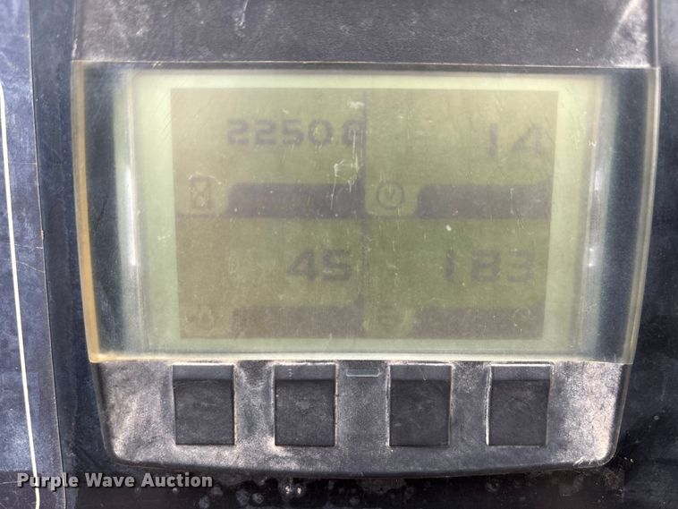 image for item DT4979 2017 Genie S-80x boom lift