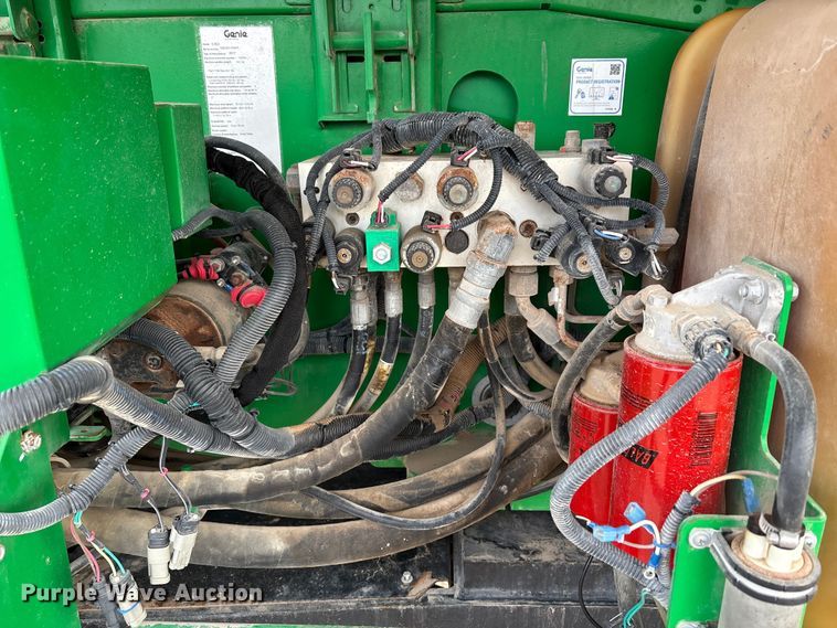 image for item DT4979 2017 Genie S-80x boom lift