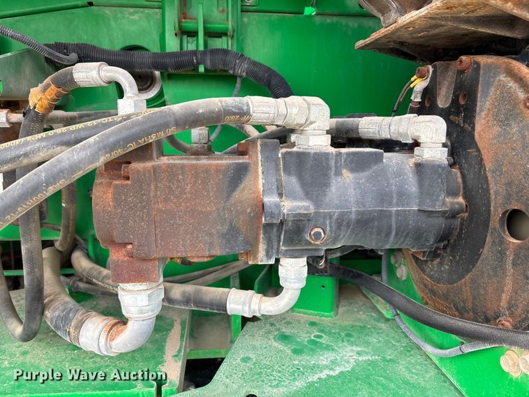 image for item DT4979 2017 Genie S-80x boom lift