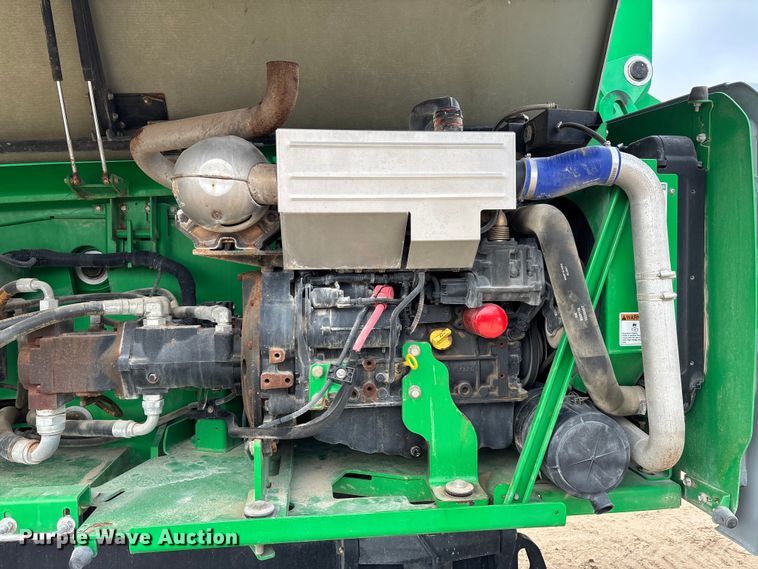 image for item DT4979 2017 Genie S-80x boom lift