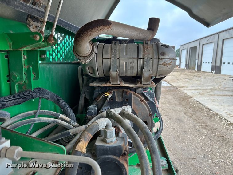 image for item DT4979 2017 Genie S-80x boom lift