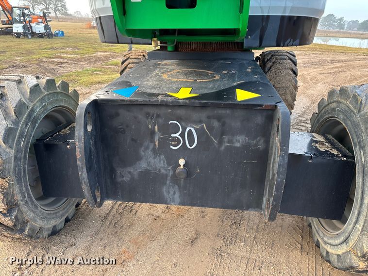 image for item DT4980 2017 Genie S-80X boom lift