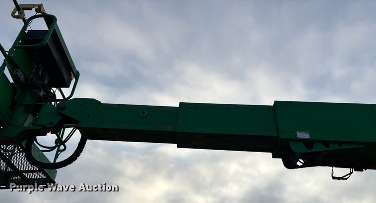 image for item DT4980 2017 Genie S-80X boom lift