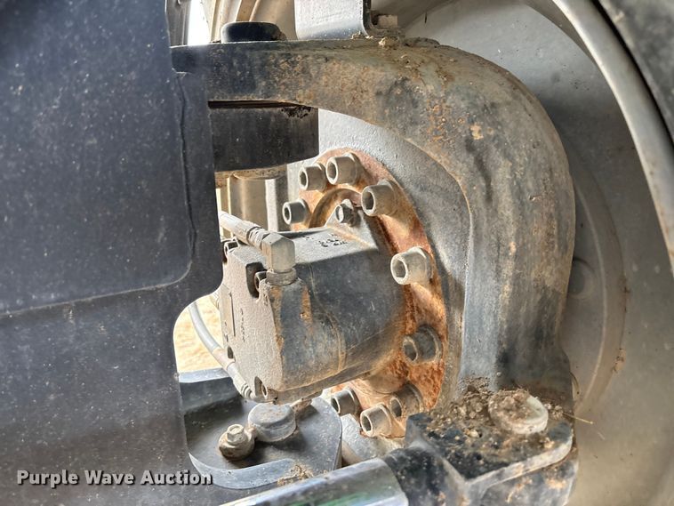 image for item DT4980 2017 Genie S-80X boom lift