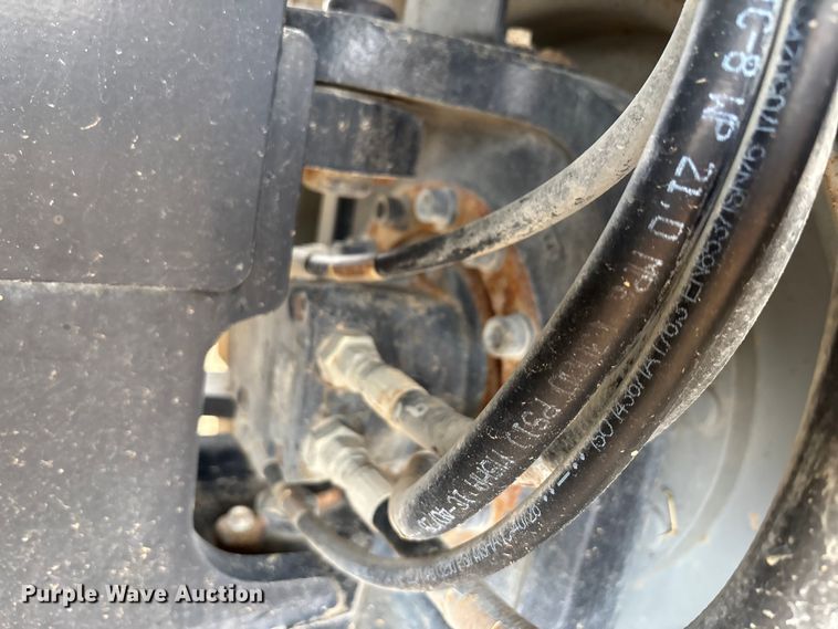 image for item DT4980 2017 Genie S-80X boom lift