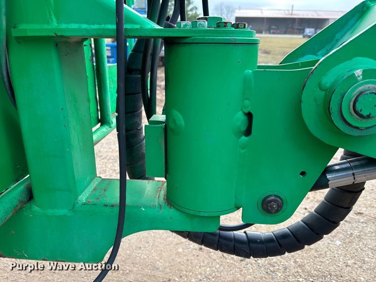 image for item DT4980 2017 Genie S-80X boom lift