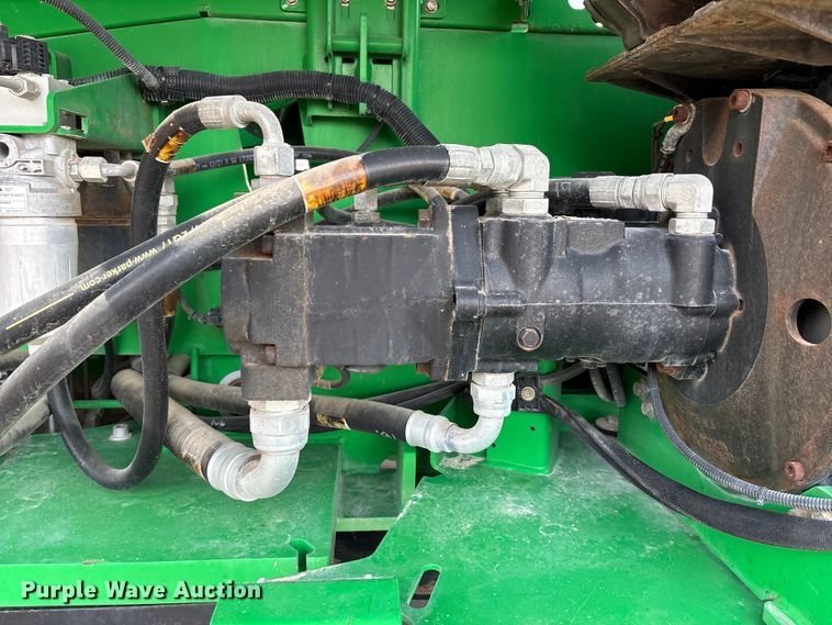 image for item DT4980 2017 Genie S-80X boom lift