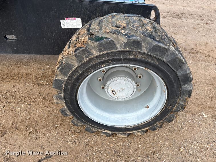 image for item DT4980 2017 Genie S-80X boom lift