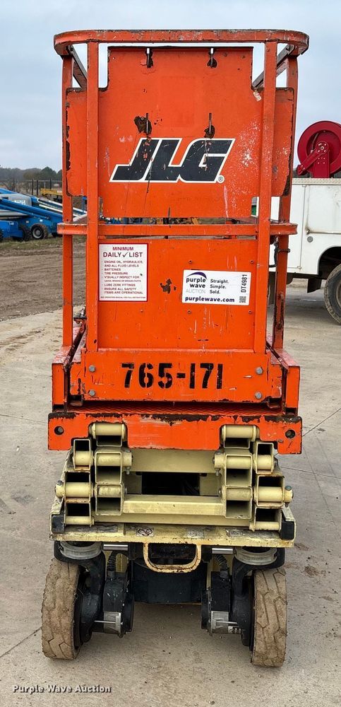 image for item DT4981 2018 JLG 1930ES scissor lift